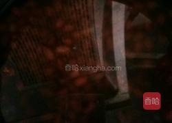 西芹拌花生的做法图解3