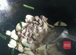 杏鲍菇炒猪肉的做法图解8