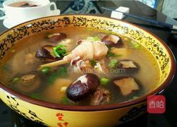 香菇炖鸡汤的做法图解9