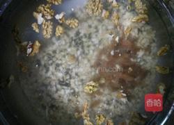 黑米燕麦核桃粥的做法图解6