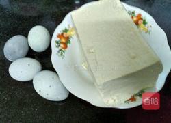 松花豆腐的做法图解1