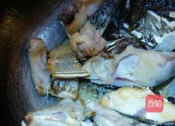 鱼头豆腐汤的做法图解3