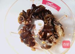 胡萝卜木耳包子的做法图解7