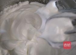 蓝莓芝麻戚风蛋糕的做法图解9