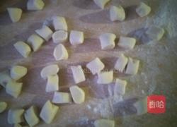 炒猫耳朵的做法图解1