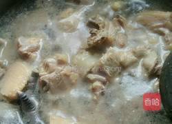 香菇炖鸡的做法图解3