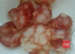 腊肠蛋煎饭的做法图解2