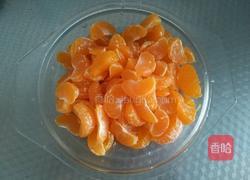 砂锅煲橘子罐头的做法图解2