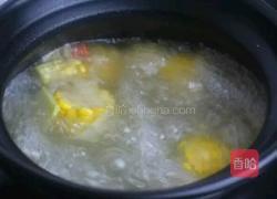 莲藕玉米骨头汤的做法图解6