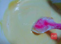 草莓千层的做法图解1