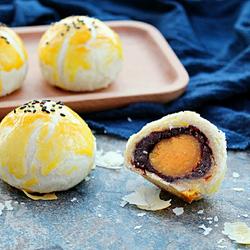 蛋黄酥的做法[图]