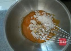 6寸戚风蛋糕（改良）的做法图解2
