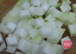 小炒脆皮肠的做法图解4