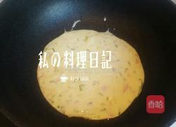 土豆丝培根芝麻蛋饼(3人份少油版)的做法图解8