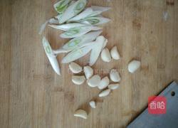 酱烧白菜的做法图解1