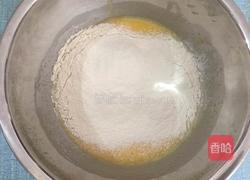 奶油草莓蛋糕卷的做法图解4