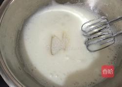 奶油草莓蛋糕卷的做法图解7