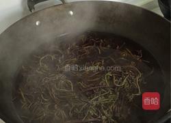 ‍蕨菜 的做法图解1