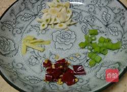 白菜炖粉条的做法图解3