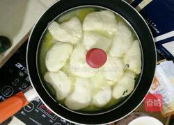 韭菜鸡蛋水煎包的做法图解7