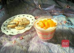 手工芒果酸奶杯的做法图解3