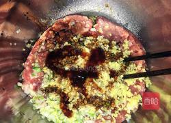 猪肉粉条韭菜包子的做法图解9