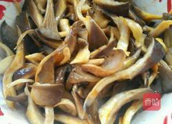 炸平菇的做法图解3