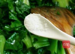 炒厚叶菜的做法图解7