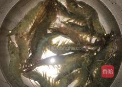 清蒸基围虾的做法图解1