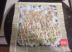 金枪鱼寿司的做法图解4