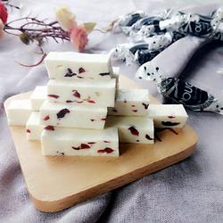 蔓越莓牛轧糖的做法[图]