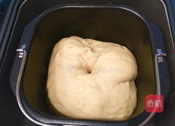 萌兔子酸奶香肠面包的做法图解4