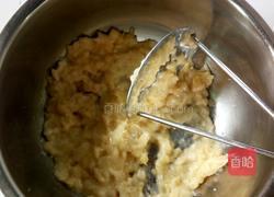 红丝绒香蕉磅蛋糕的做法图解1