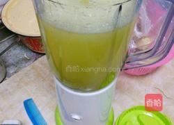 现榨苹果汁的做法图解3