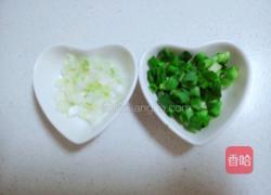 清炒绿豆芽的做法图解2