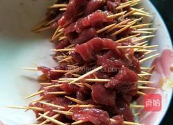牙签牛肉的做法图解2