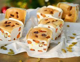 葡萄干紙杯戚風(fēng)蛋糕