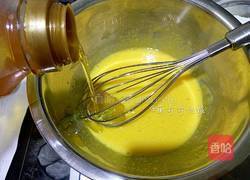 葡萄干纸杯戚风蛋糕的做法图解4