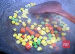 什锦炒饭的做法图解2