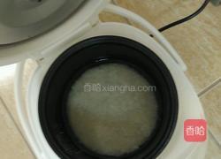 腐乳土豆焖饭的做法图解1