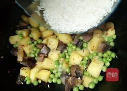 腊肉焖饭的做法图解9