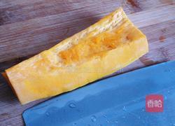 香酥南瓜球的做法图解1