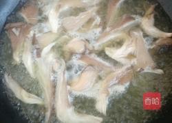 平菇炒西兰花的做法图解7