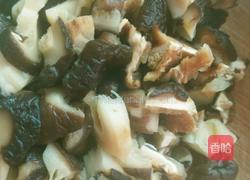 香菇玉米粥的做法图解2