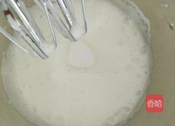 原味戚风蛋糕的做法图解9