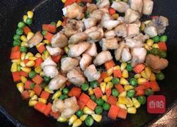 五彩鸡肉丁的做法图解7