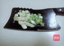 胡萝卜炒白菜白的做法图解2