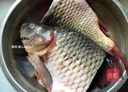 红烧鲤鱼的做法图解1