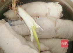 家常猪蹄的做法图解1