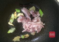 五花肉炖豆腐的做法图解4